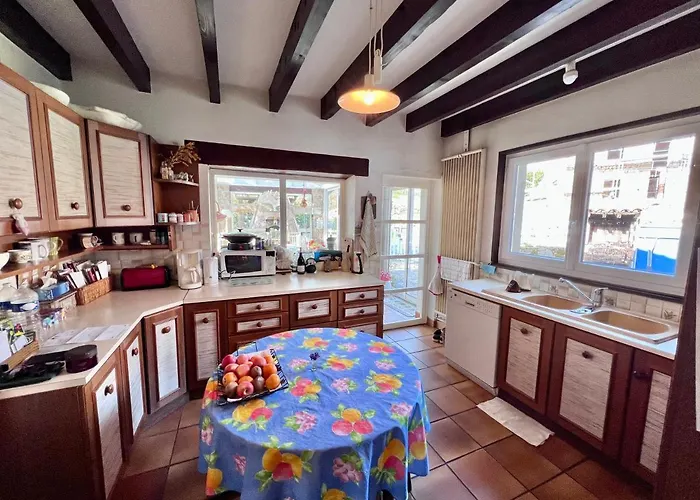 Grande Maison En Pierre A La Campagne, Belle Vue *