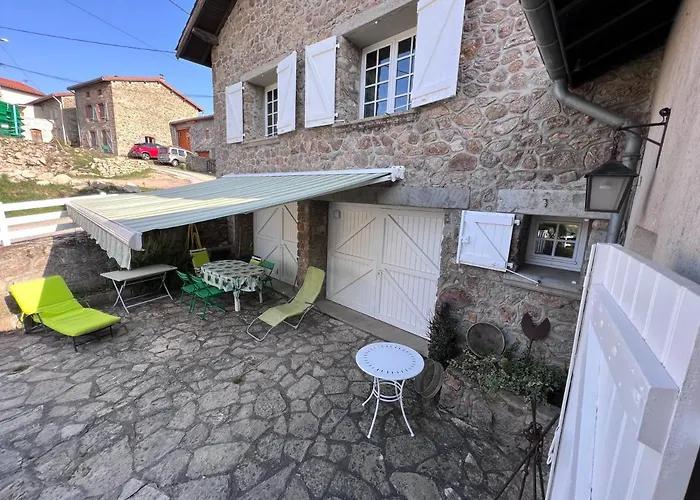 度假居 Grande Maison En Pierre A La Campagne, Belle Vue